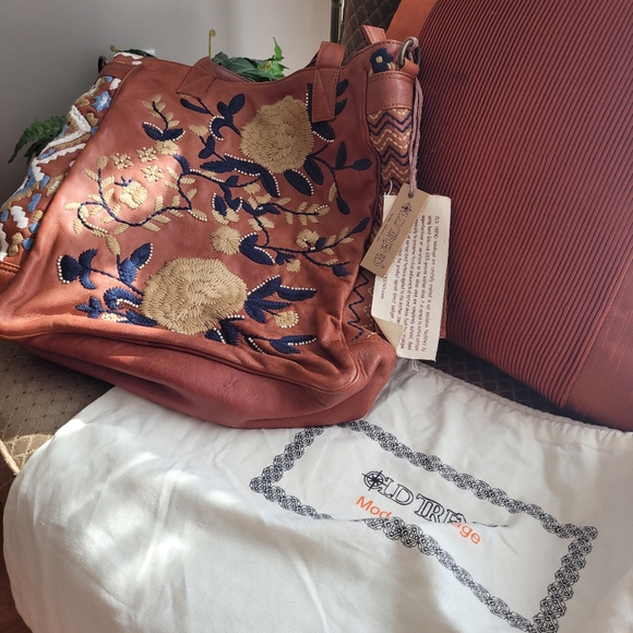 Boho Leather Tote bag - Picture 3 of 10